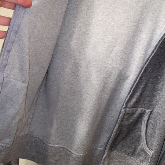 Early 2000’s Velour Hoodie full zip gray Size Small - Picture 5 of 5